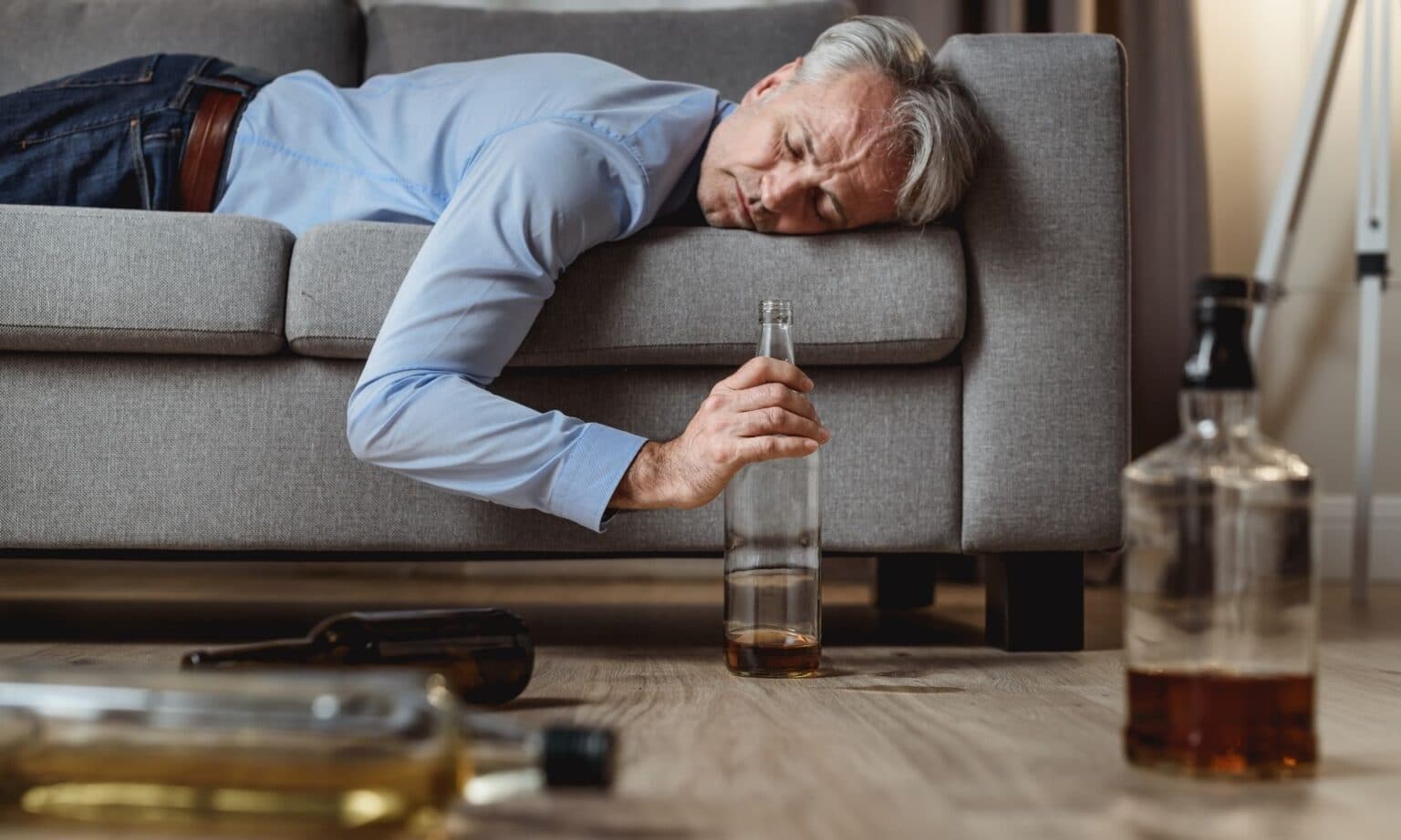 Alkoholentzug Symptome, Dauer und Therapie